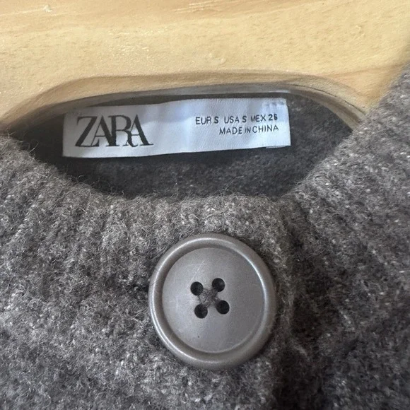 Zara Brown Soft Cropped Cardigan Sweater Womens Size Small Classic Old Money - Picture 6 of 7